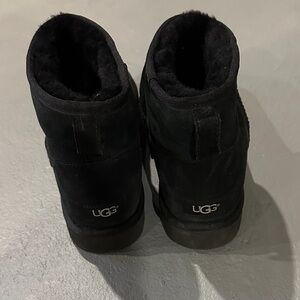 UGG Short Suede Ankle Boots in Black - barely worn.